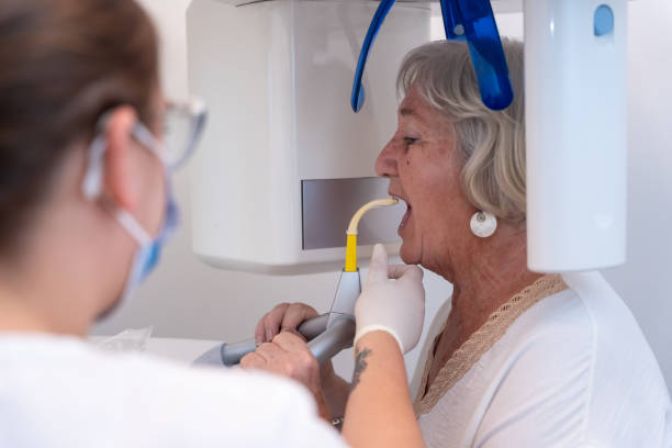 Best Emergency Tooth Extraction in Kewanee, IL